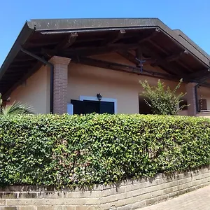 Caronni, - Relax E Mare A Due Passi Da Roma , Ostia Antica Italia